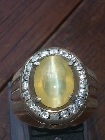 Opal Cat Eye