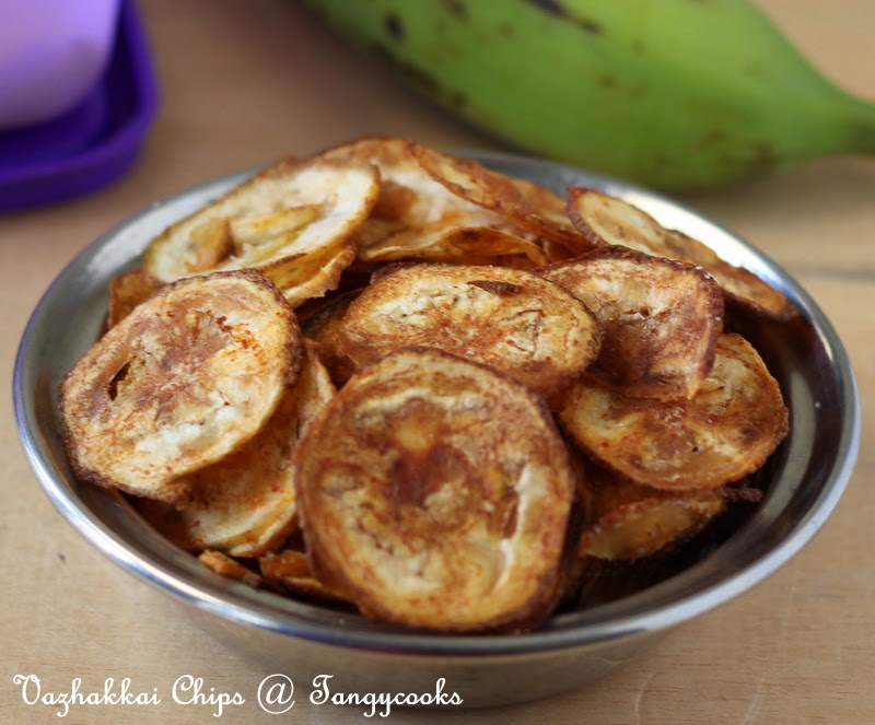 CONCOCTIONS OF A COOKAHOLIC !!! Vazhaikkai Vathal/Green Plantain Chips
