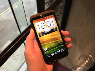 HTC One X+ (Pictures)