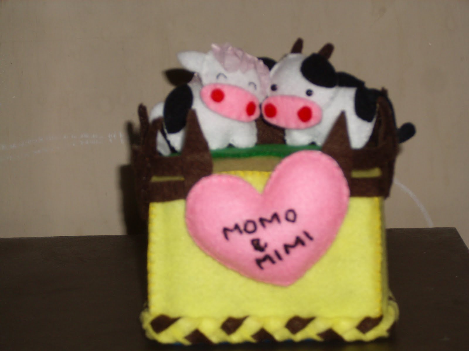 UMI FARZA HANDICRAFT Kotak Tisu Flanel Cantik