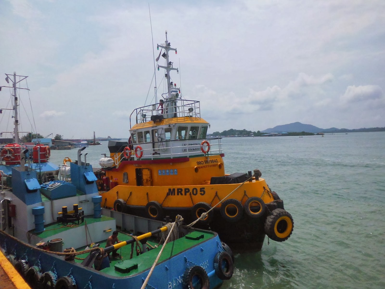 Towing &amp; Lashing Survey Kapal Tongkang dan TugBoat