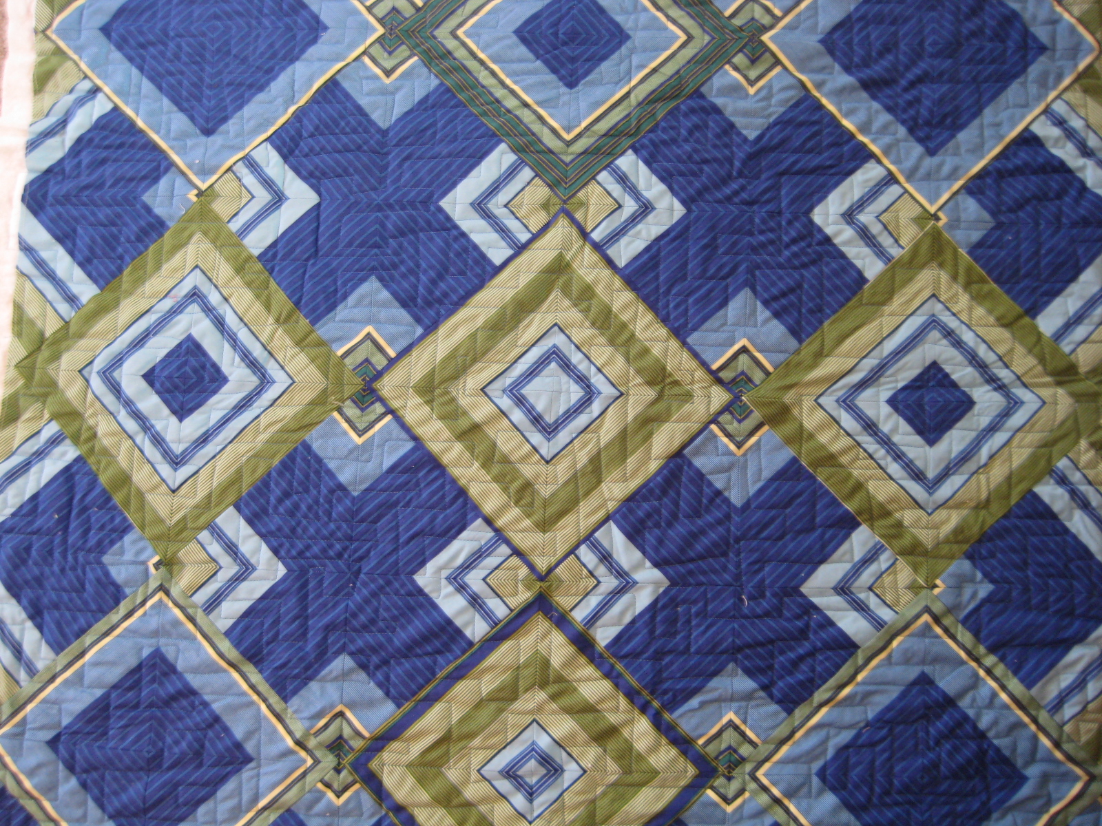 Show me sewing scrap quilt while you sew other projects