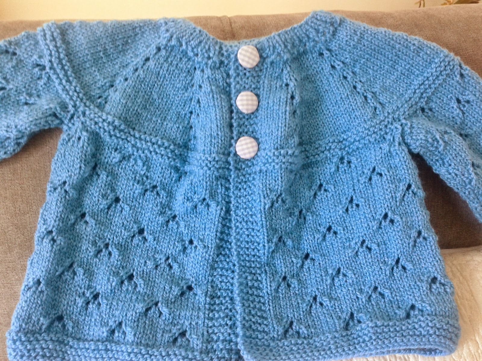 casaquinho de trico para menino