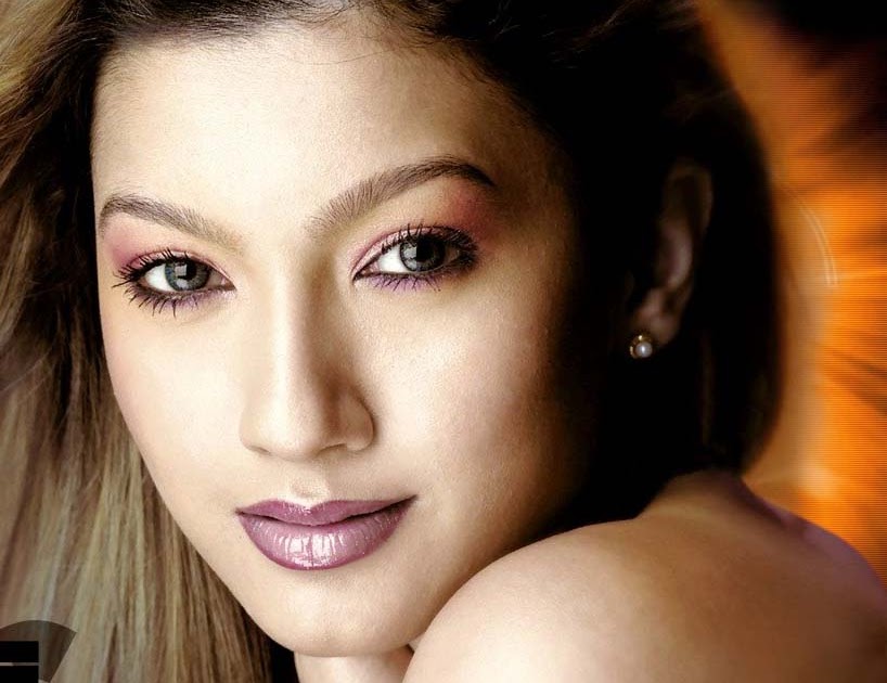 Bollywood Hot Actresses Photos: GAUHAR KHAN Bollywood Hot Actors Photos