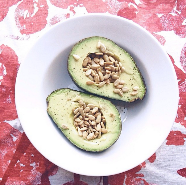 THE EAT YOUR HEART OUT DIET Whole30 Recipe // Snack! Avocado with
