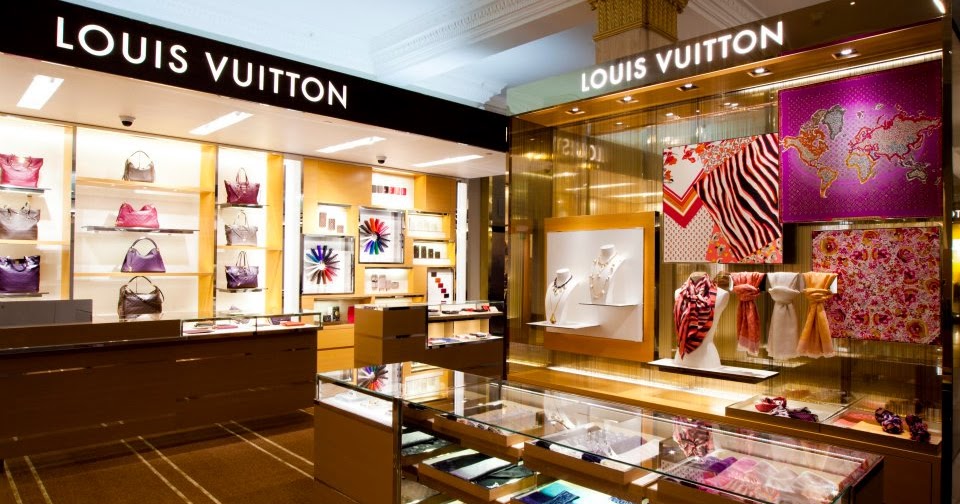 Harrods on X: LOUIS VUITTON BOUTIQUE  Step inside the Louis Vuitton  boutique at #Harrods – a vast new space, filled to the brim with the iconic  Parisian maison's must-haves. Now more