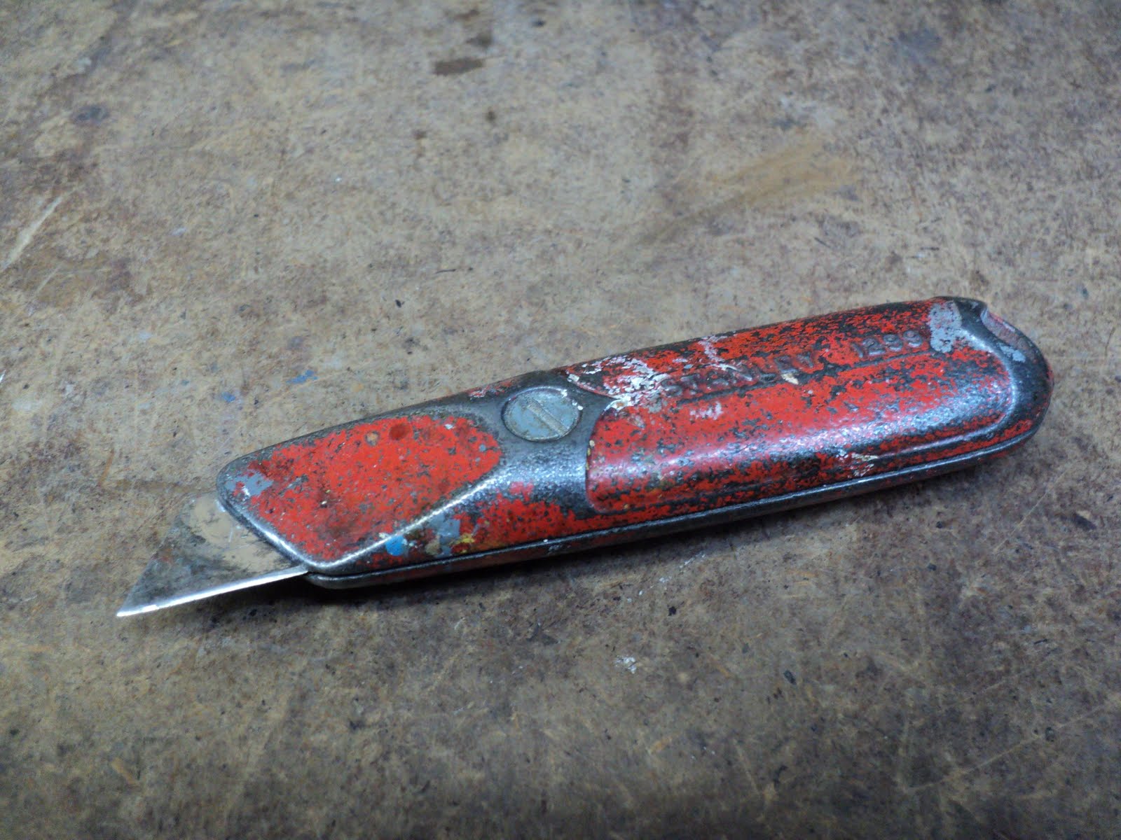 The Whole Garage Catalogue A Stanley No. 1299 Utility Knife