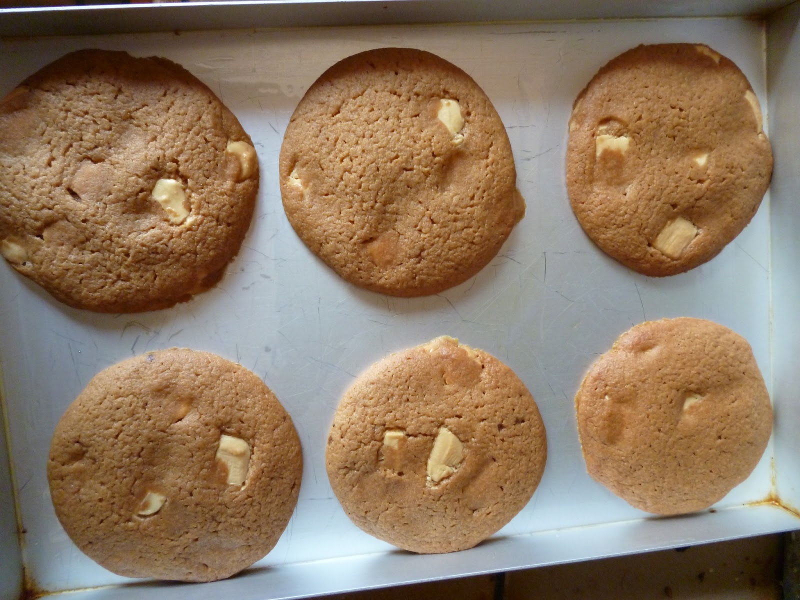 Madhouse Family Reviews Aldi Baking Challenge White Chocolate Chip