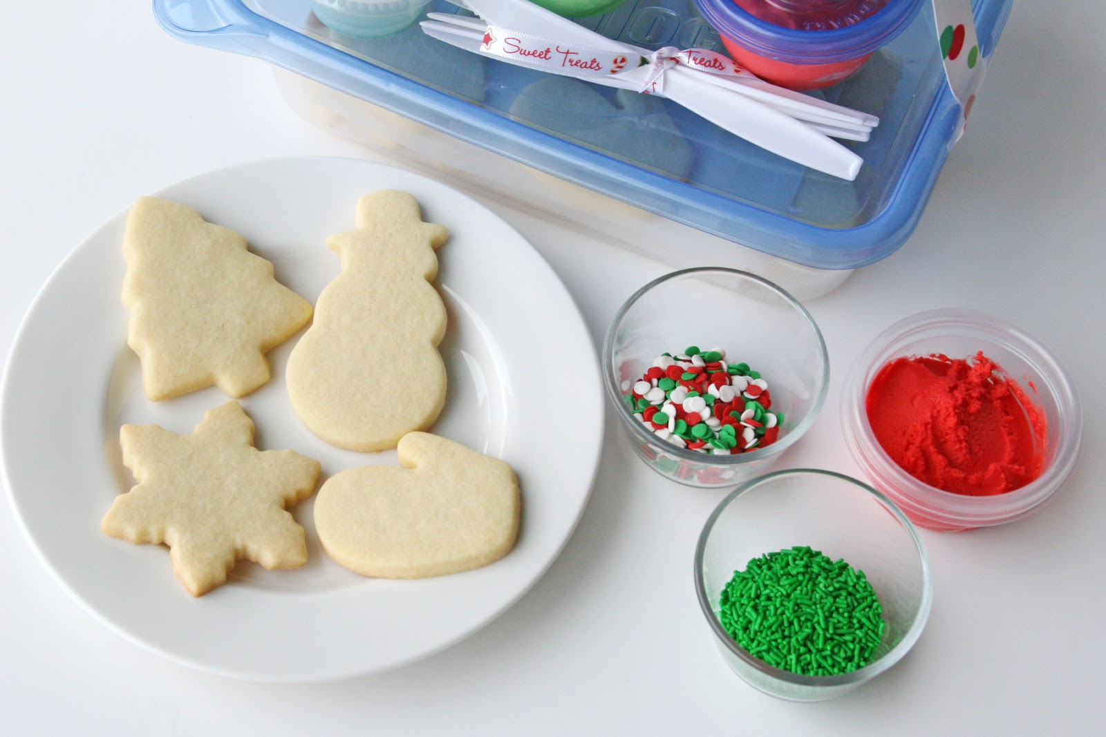 Cookie Decorating Kits for Kids {and Easy Butter Frosting Recipe} – Glorious Treats