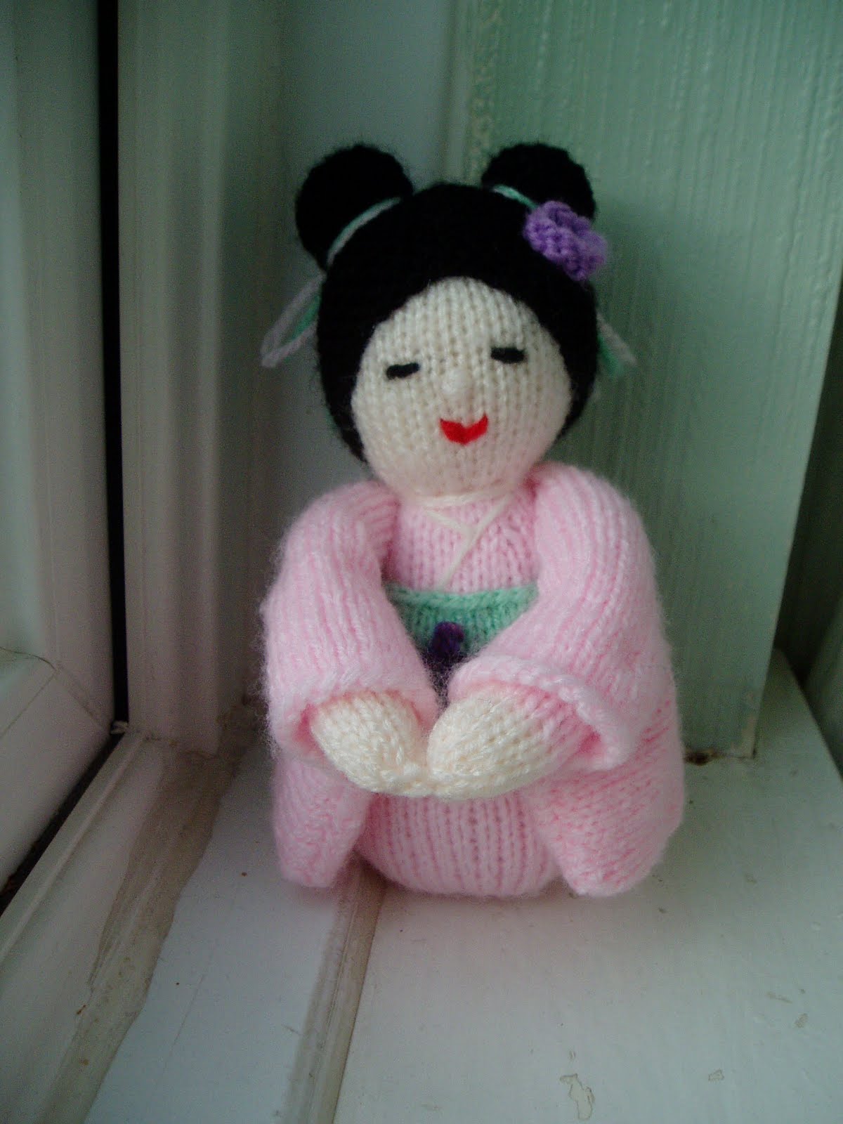 Miss Aine: Kokeshi Doll