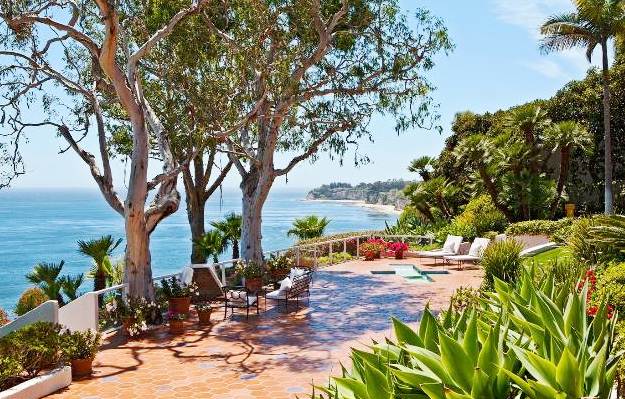 alternative view of the backyard with a view of the pacific ocean