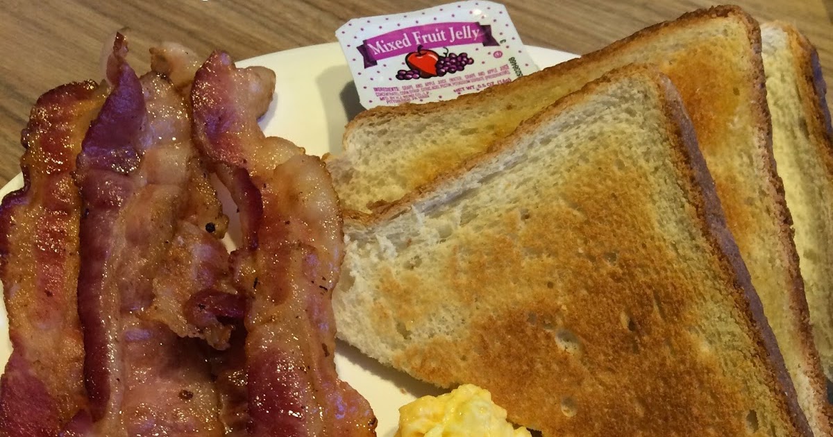 Hawaii Mom Blog Pancakes & Waffles BLD