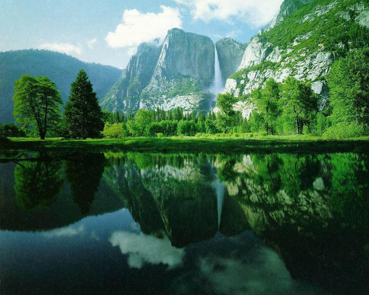 http://1.bp.blogspot.com/-oclkMwod32A/ULNesYiJfLI/AAAAAAAABP4/qvCo7lnvJ88/s1600/pemandangan%20alam%20sungai%20yang%20indah.jpg