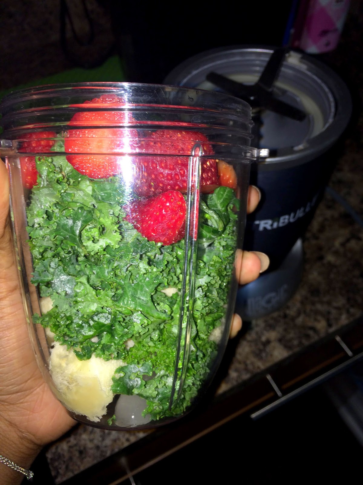 Real College Student of Atlanta My new favorite fruit smoothie {clean eating}