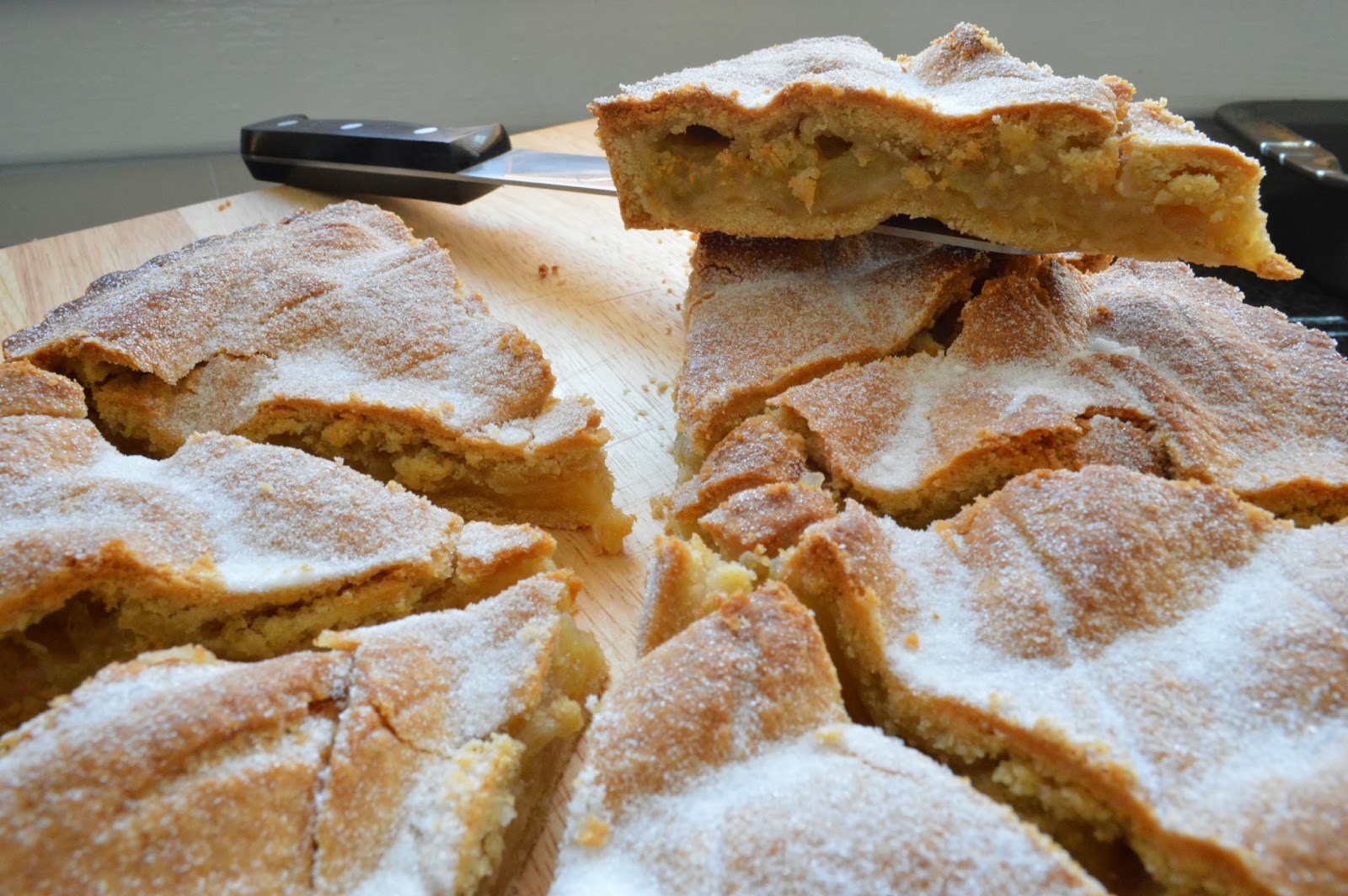 Medwin House Bakery Bramley Apple Pie