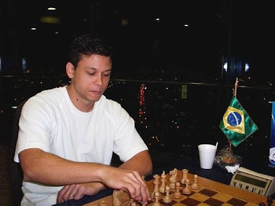 Krikor vs Rafael Leitão - Enfrentando a Lenda do Xadrez nacional!!! 