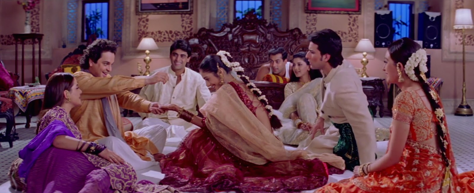 Hum Saath Saath Hain - DVDRip - x264 - 1CDRip - [DDR].mkv