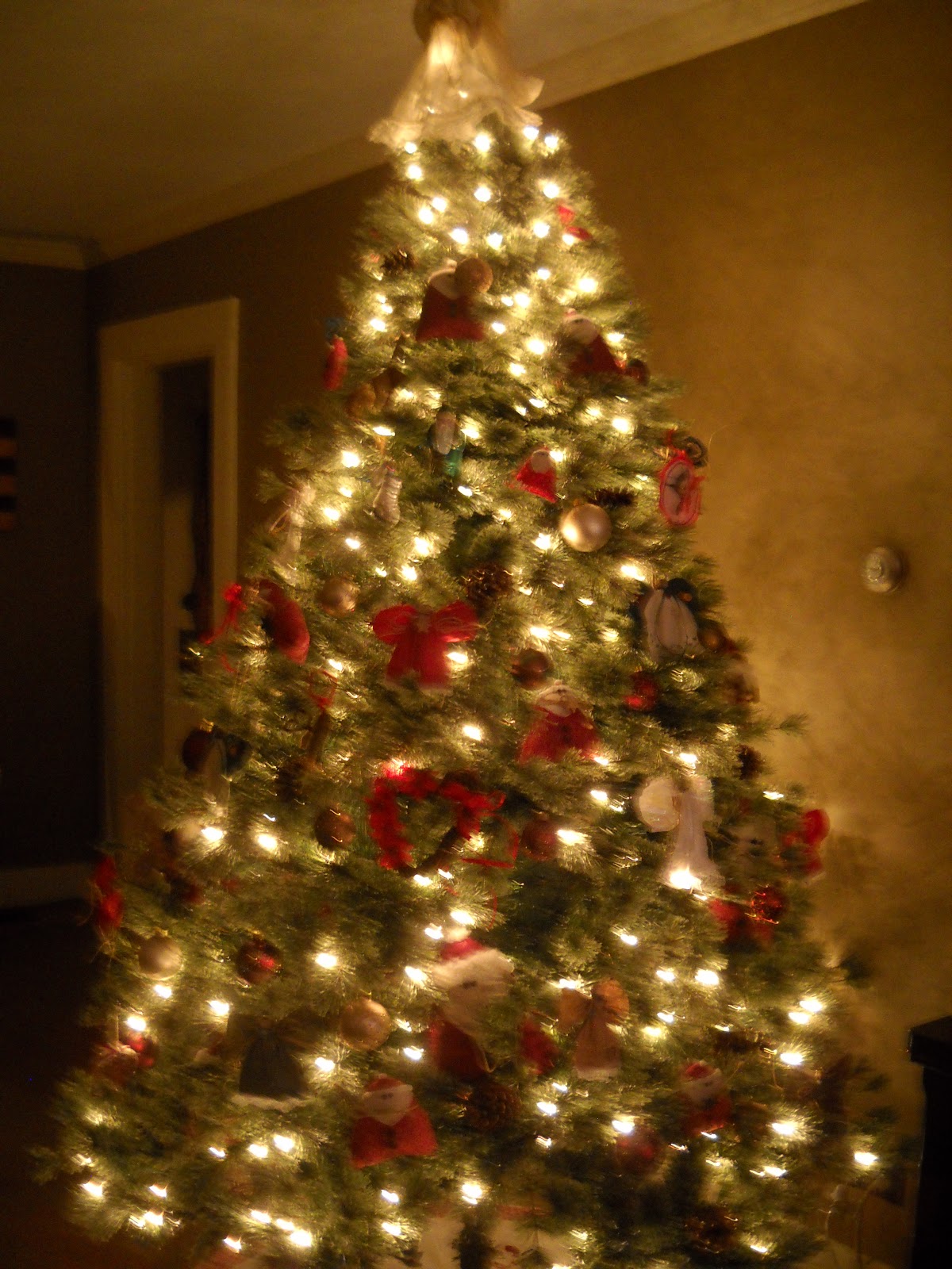 Sew What Lighting up the Christmas Tree