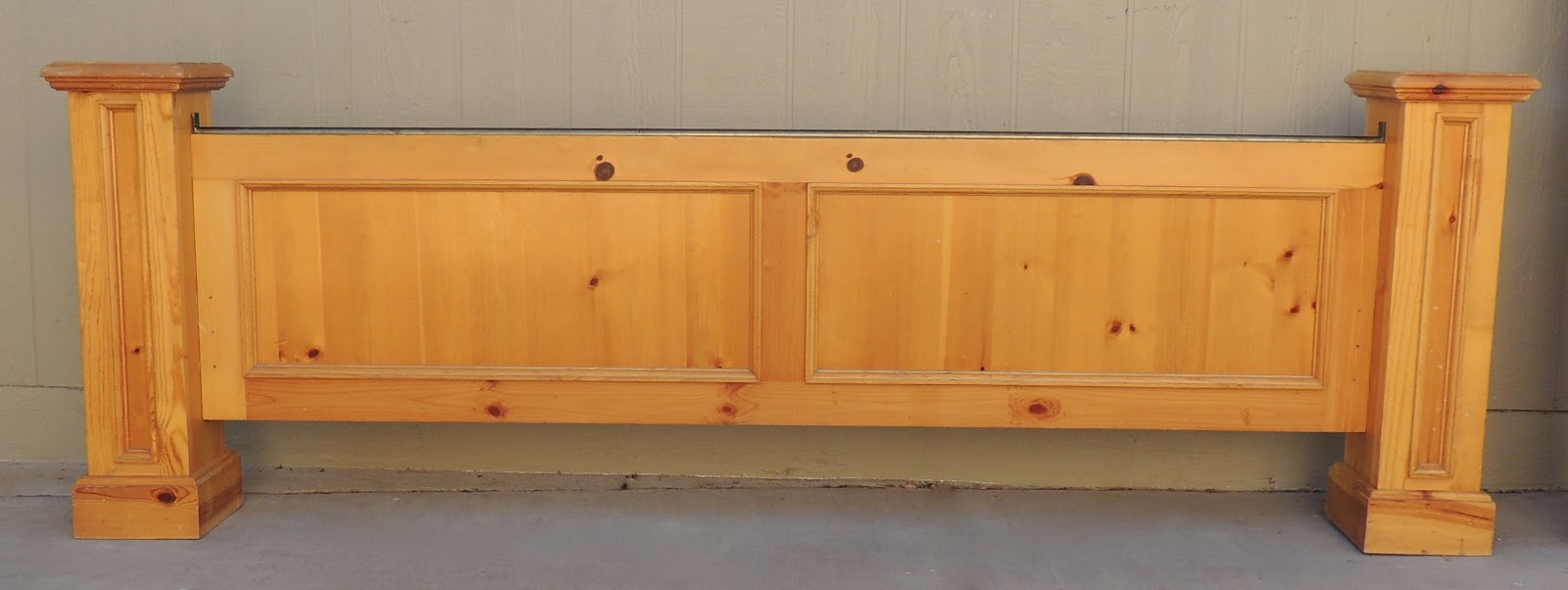 The Backyard Boutique by Five to Nine Furnishings California King