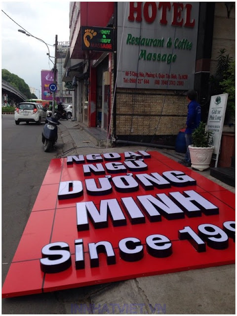 bảng hiệu quảng cáo Việt Nguyên