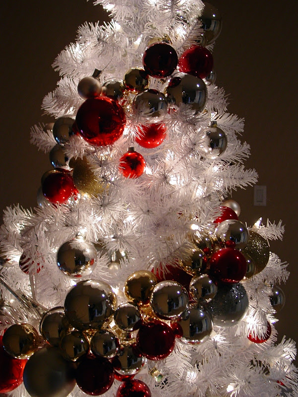 Ornament garland Rachel Teodoro