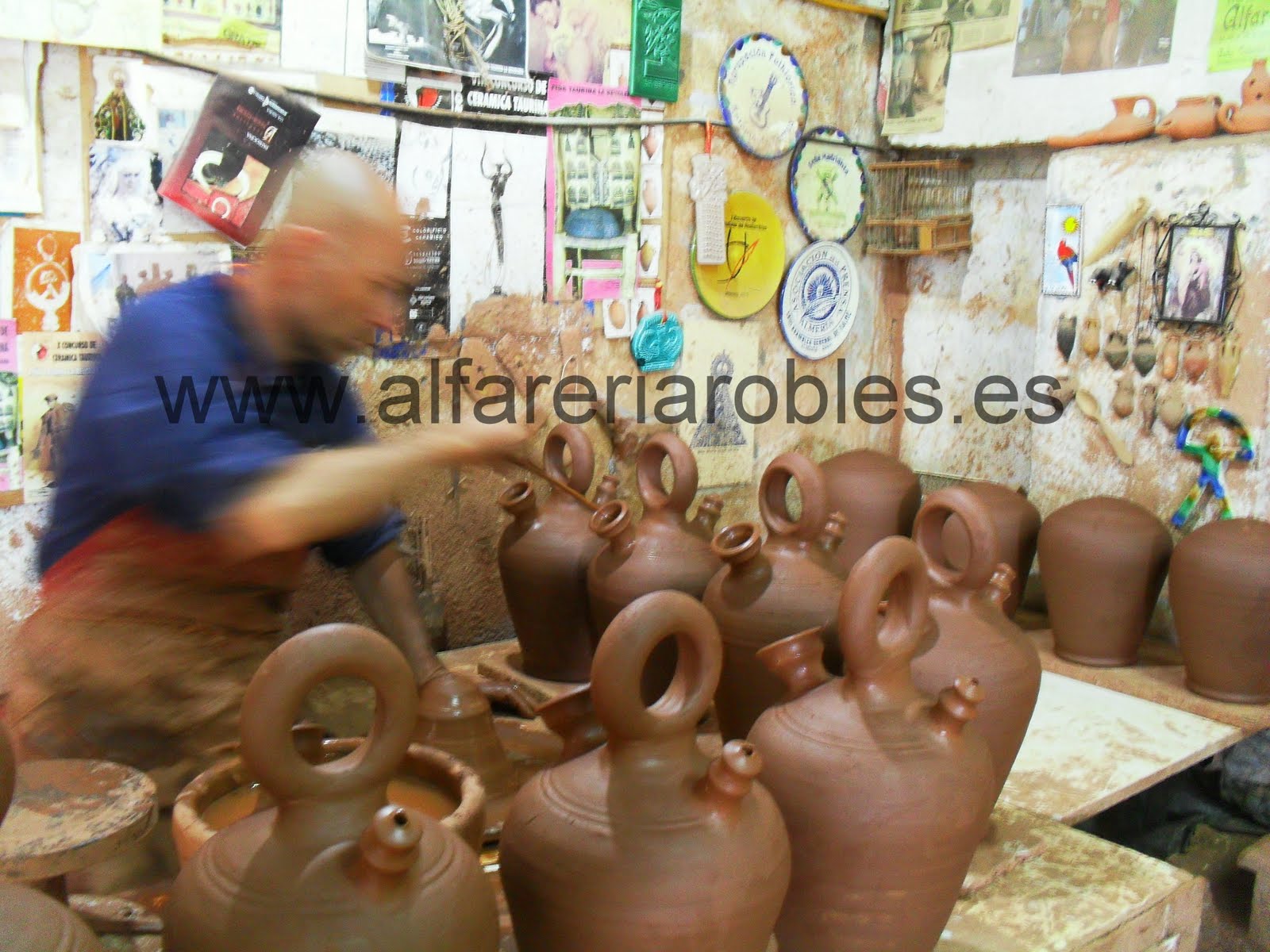 Alfarería - Cerámica Robles - Artesanía de Almeria: Botijo de Alfarería