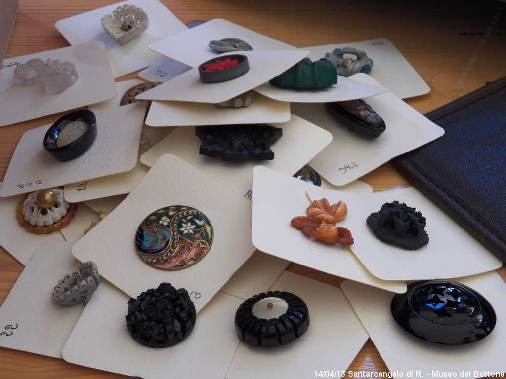particolari bottoni di ogni genere - Foto di Museo del Bottone