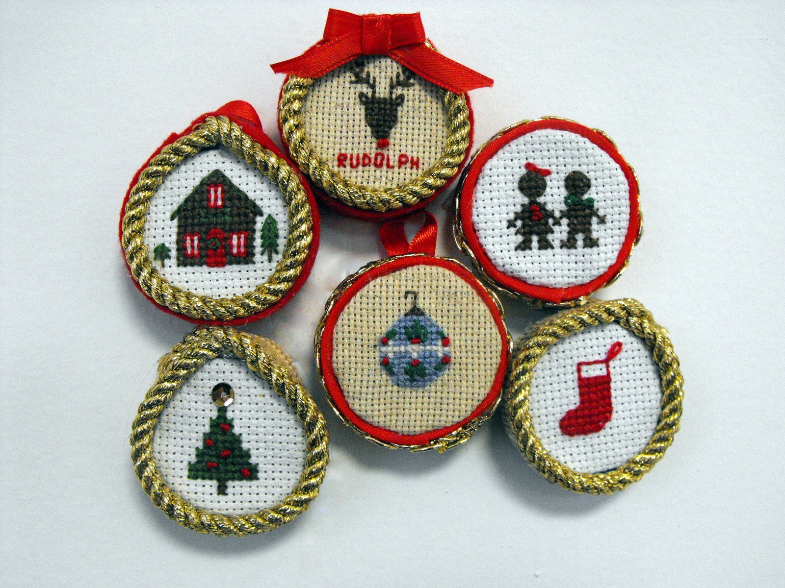 Ruby murrays musings tutorial mini embroidery hoops from milk bottle