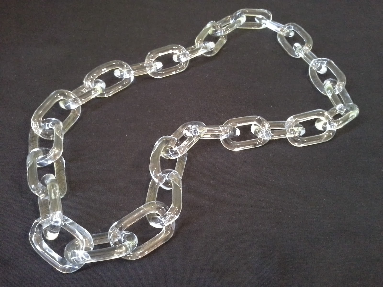 Glass Chains vlr.eng.br