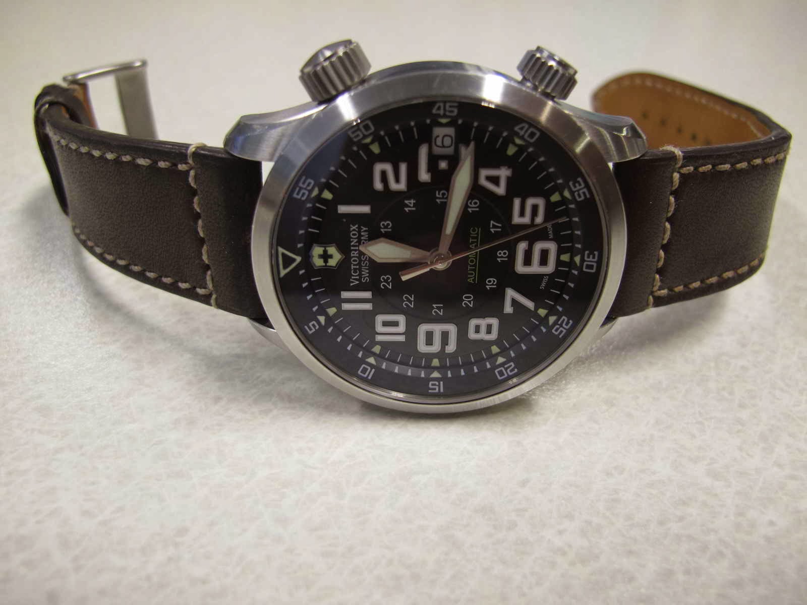 Victorinox airboss military - automatic (sold) .