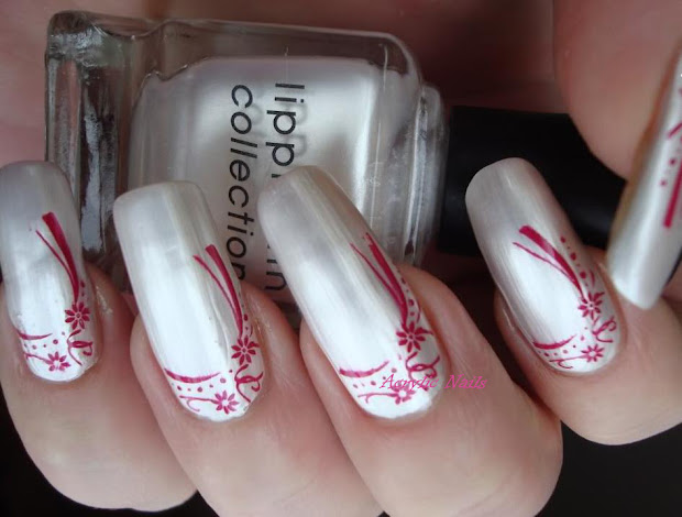 acrylic nails latest trend