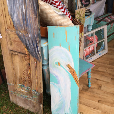 Painting on Reclaimed Wood - Summerville Flowertown Festival | The Lowcountry Lady