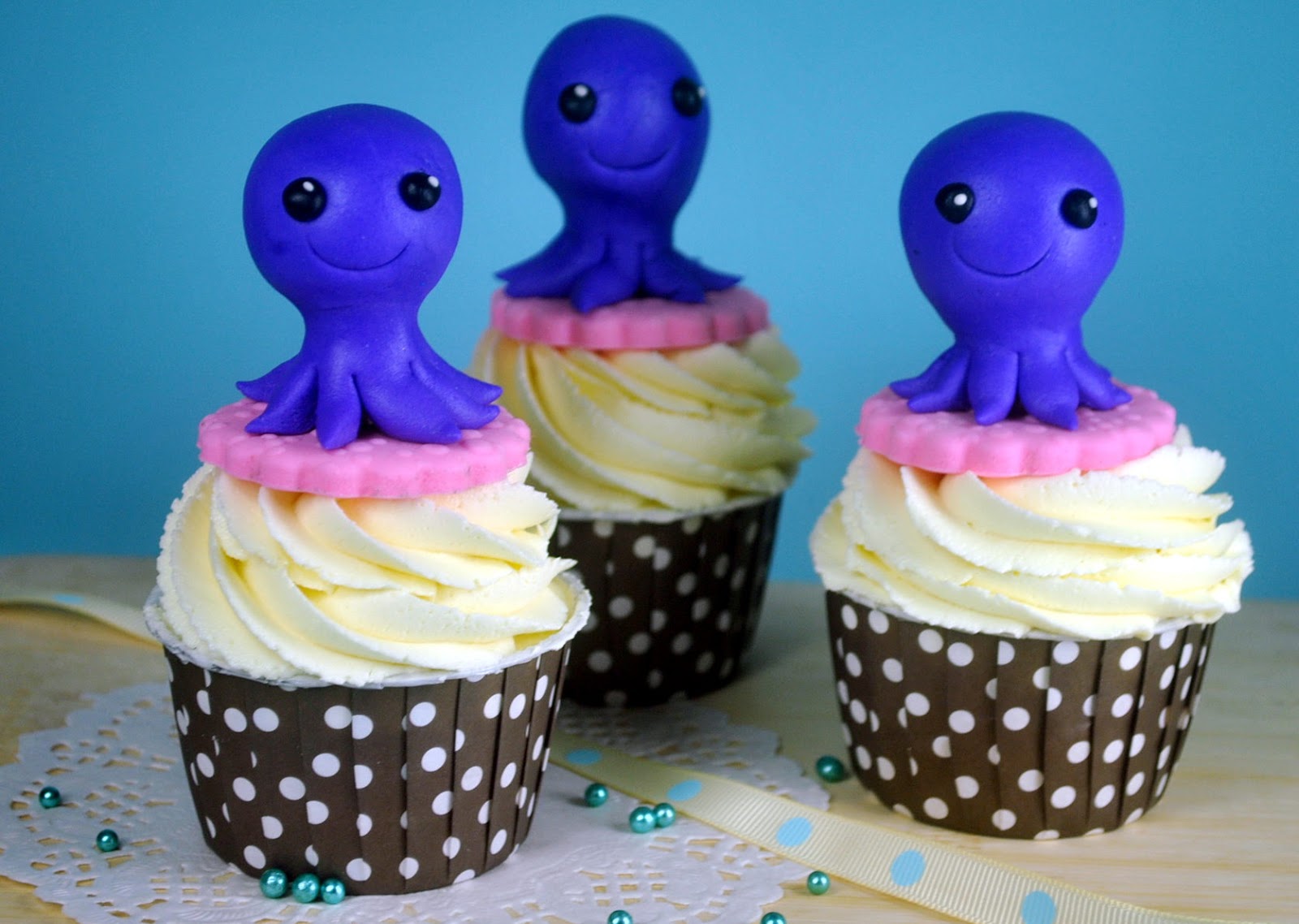 Fondant Octopus Cupcake