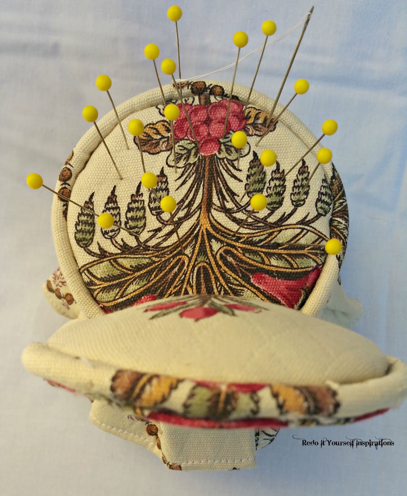 Pin Cushions from Tuna Cans Redo It Yourself Inspirations Pin