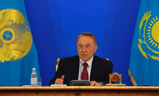 نور سلطان نظربایف رئیس جمهور قزاقستان