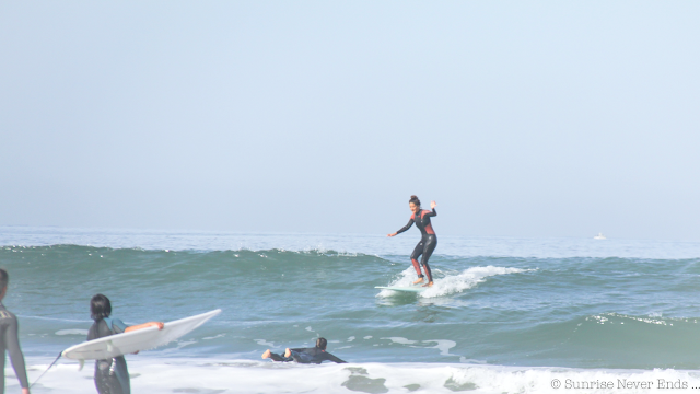 lady slider,biarritz,billabong,surfer girl,beach girl,surf,longboard,cote des basques,biarritz surf training,nora,elodie,guava and coconut,sunrise never ends