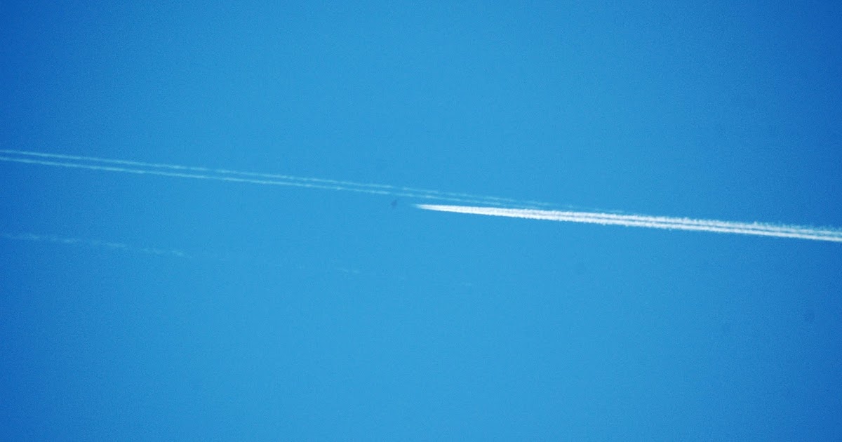 EL HANGAR DE TJ: MISTERIOSO AVIÓN NO IDENTIFICADO FOTOGRAFIADO EN TEJAS