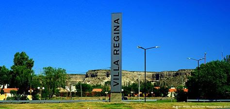 ENTRADA DE VILLA REGINA - Cartel de promoción de Villa Regina, la Perla del Valle.