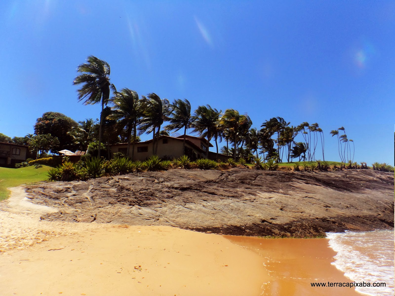 Praia da Aldeia  Guarapari  Terra Capixaba