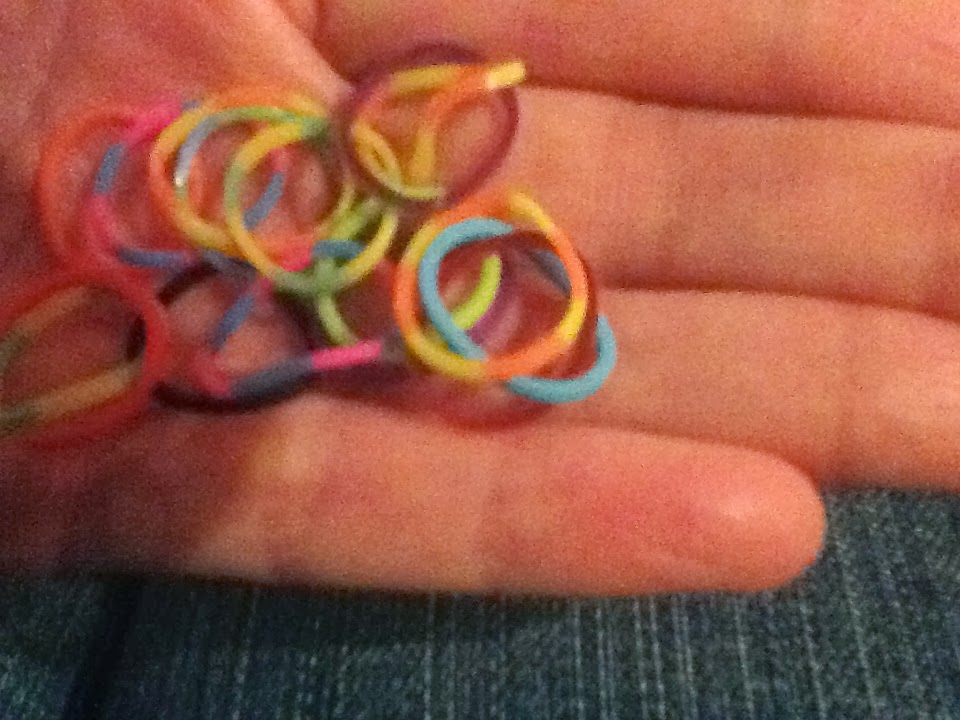 Good Day, Regular People What You Need To Know About The Rainbow Loom