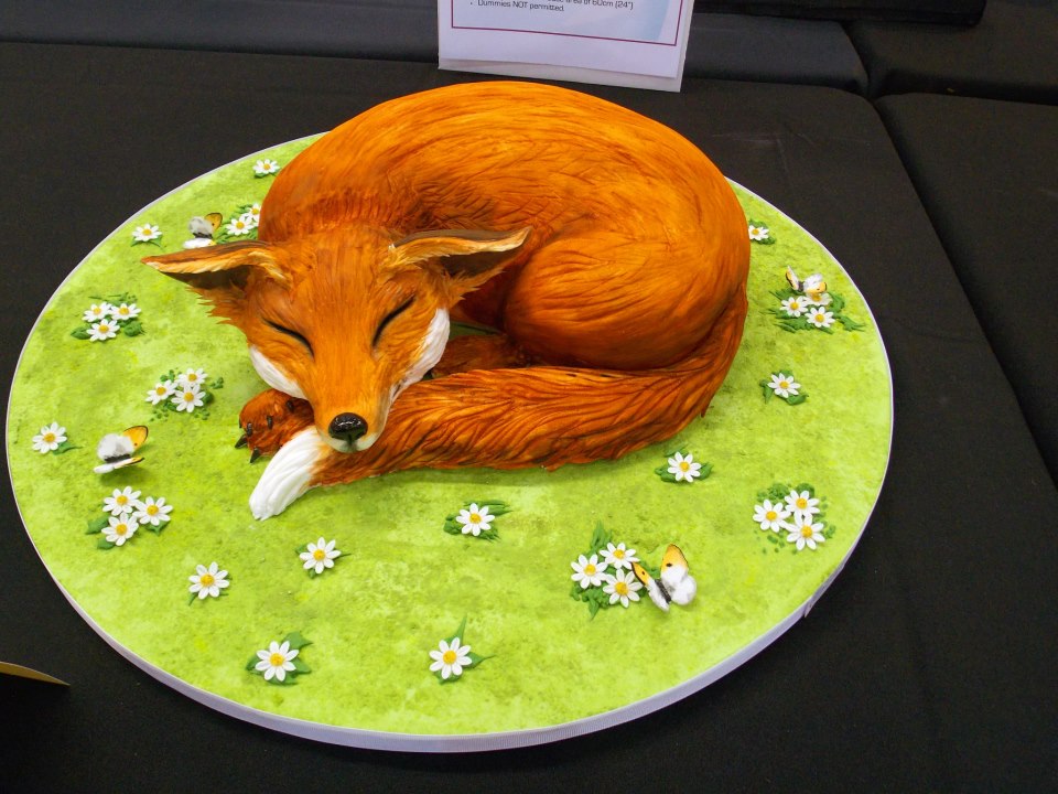 [Image: fox+cake.jpg]