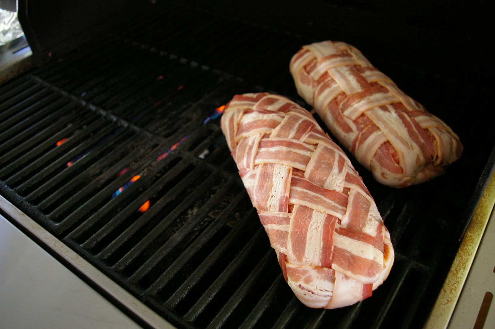 The Worthy Cook Bacon Explosion (AKA Bacon Wrapped in Pork Wrapped in