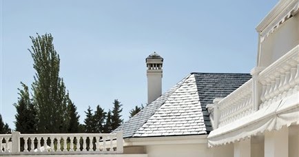 Un Faro de Ideas: CASA BLANCA EN MADRID