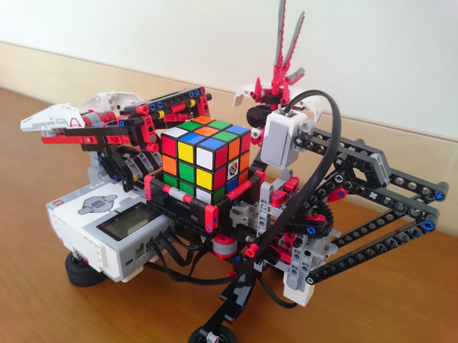 lego mindcub3r
