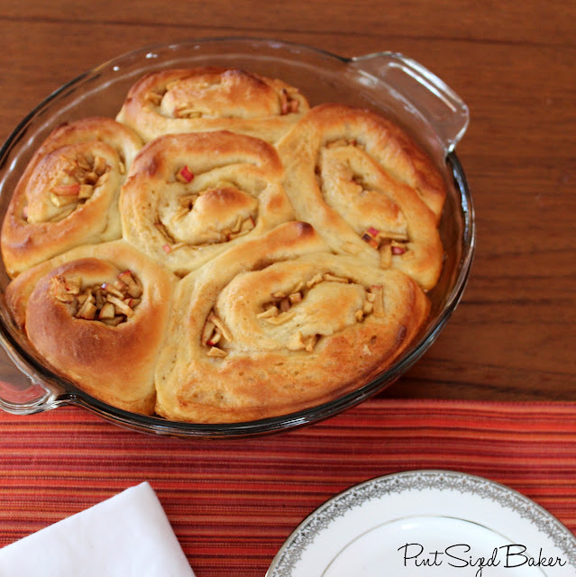 Apple Cinnamon Sweet Bread Roll 2 PS+Apple+Cinnamon+Sweet+Rolls+(12)