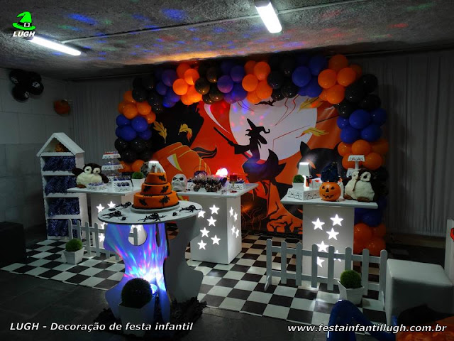 Halloween - Decoração provençal simples para festa de aniversário infantil Mesa decorada provençal com o tema Halloween para festa de aniversário infantil