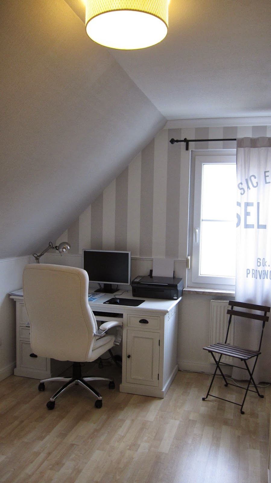 Kleines gelbes Haus: Haus Tour