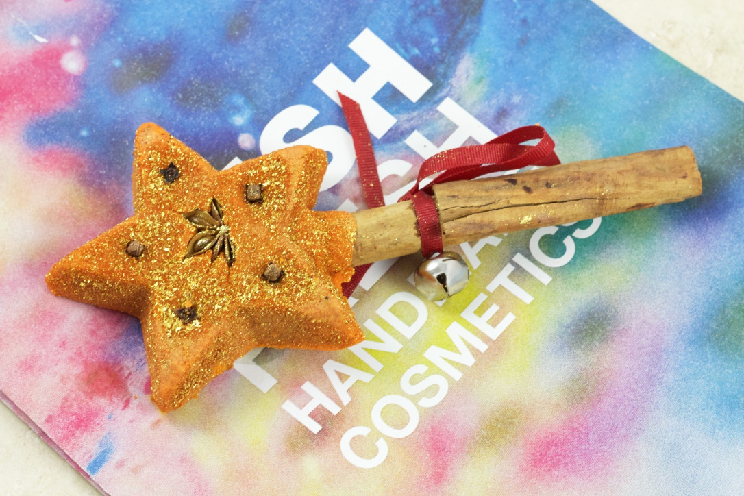 Review Lush The Magic of Christmas Bubble Bar Ramblings of a Beauty Bird