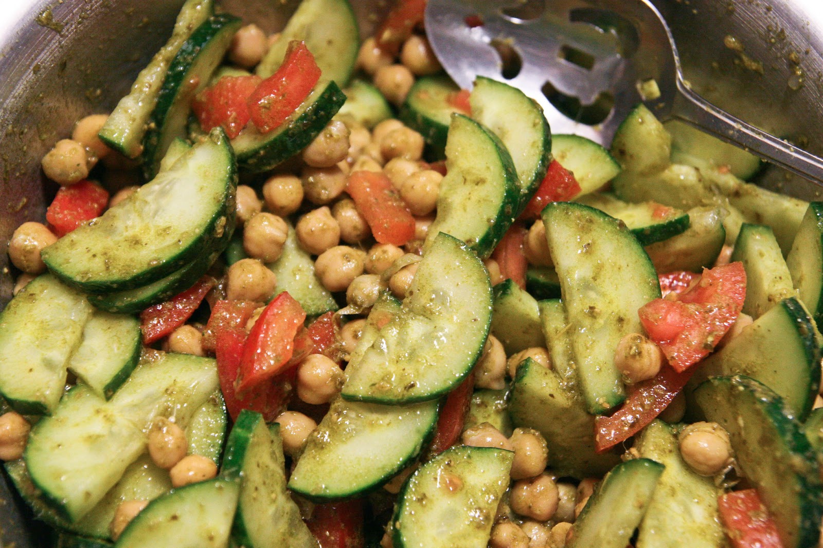 Ellies Wonder Mediterranean Pesto Salad