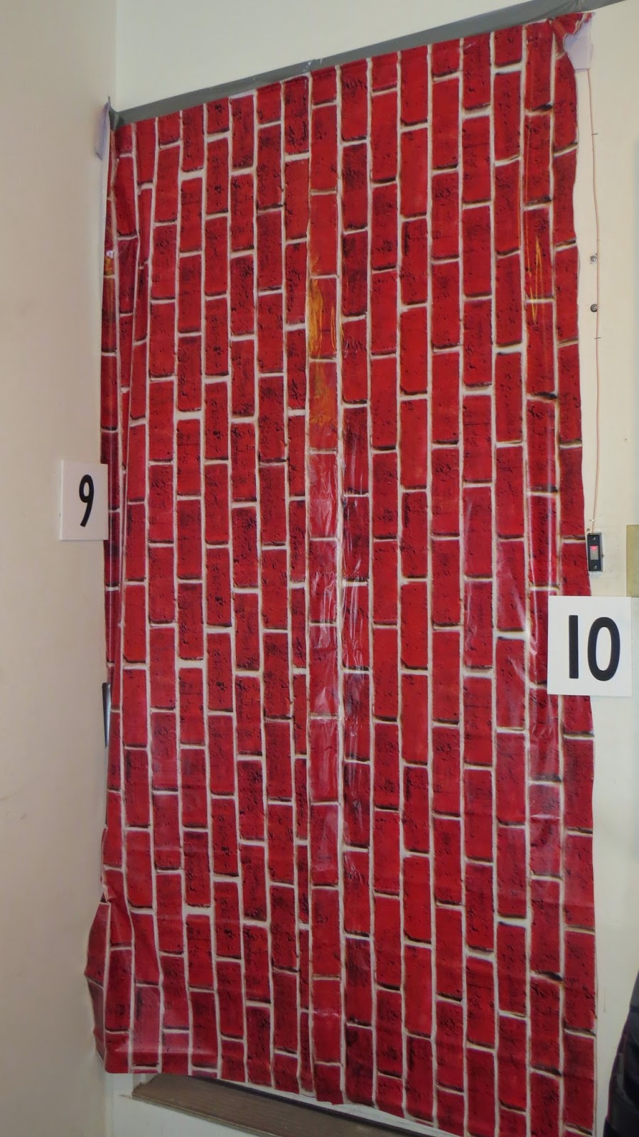 Lierpit Platform 9 and 3/4 of King's Cross Station - Secret Passage to Magic School Decorative Shower Curtain Brick Wall Bathroom
